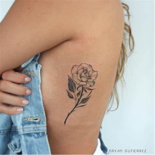 side tattoos for women | 25 Awesome Side Tattoos For Men | CreativeFan |  Tatoeages, Schouder