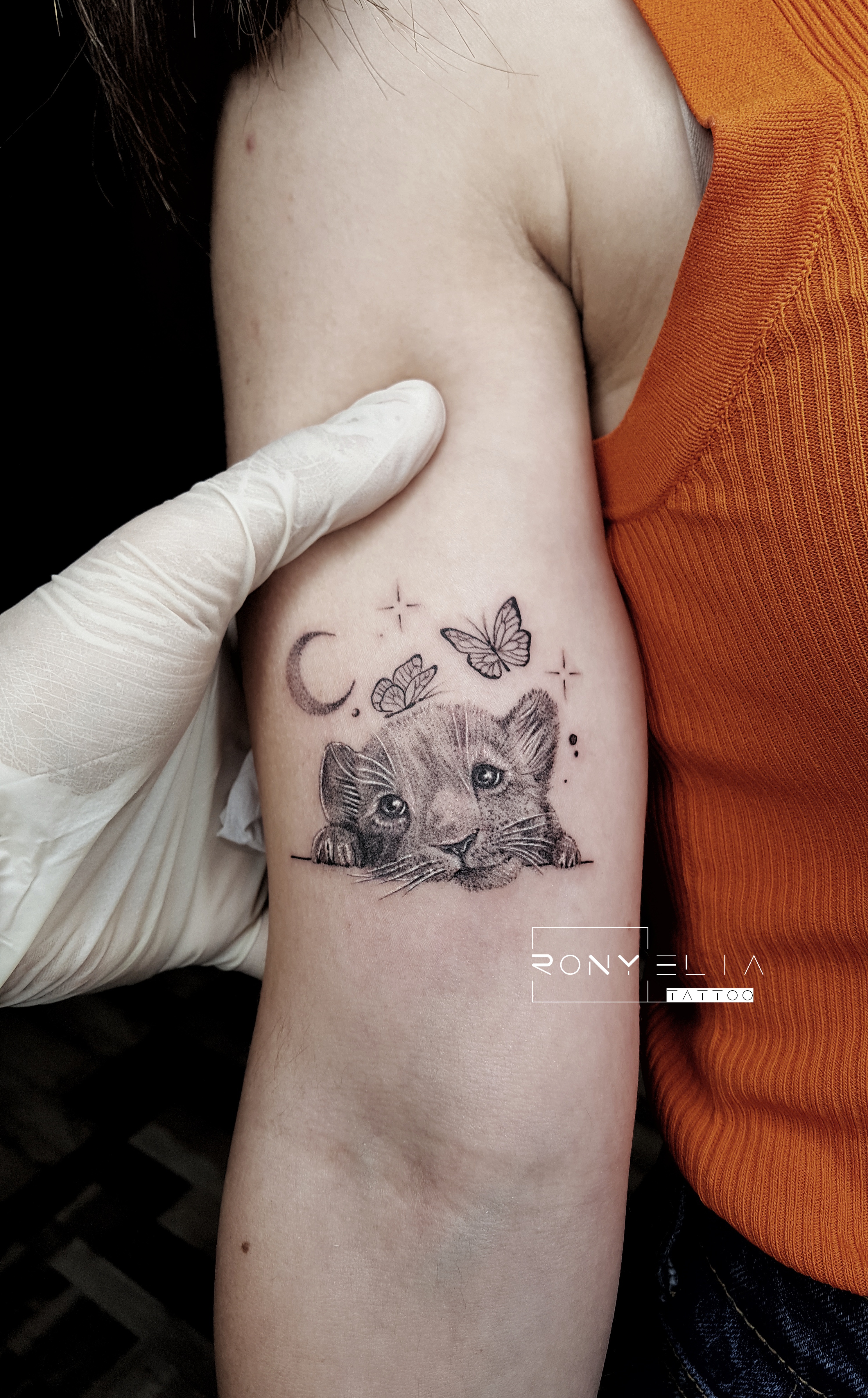 Miguel Angel Tattoo  Lioness with cubs done today to Noelia thank you